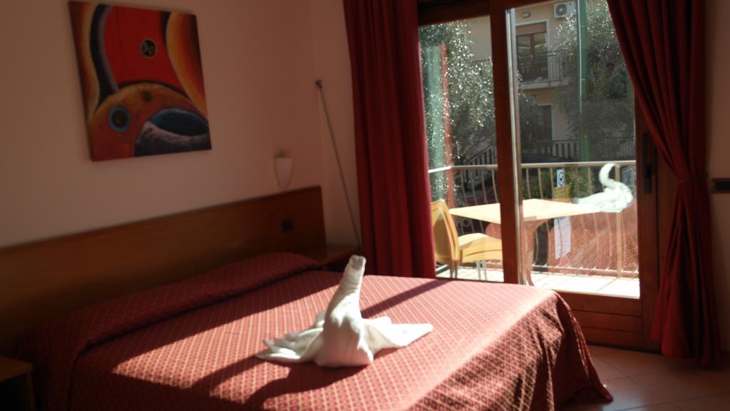 Locanda Bellavista B&B Малчезине Стая снимка
