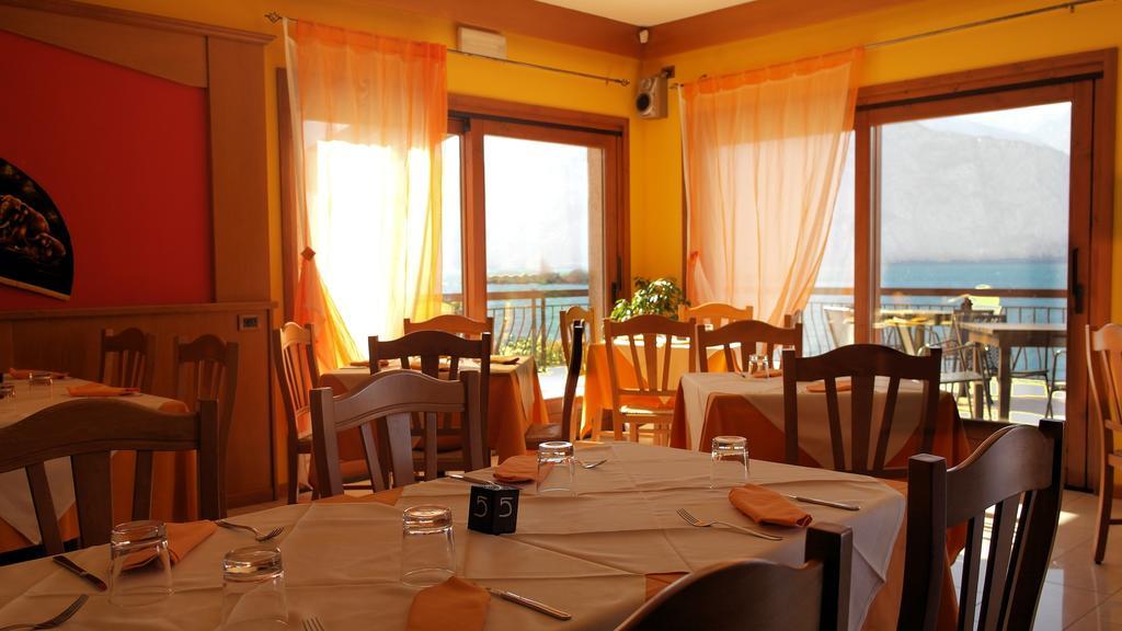 Locanda Bellavista B&B Малчезине Екстериор снимка