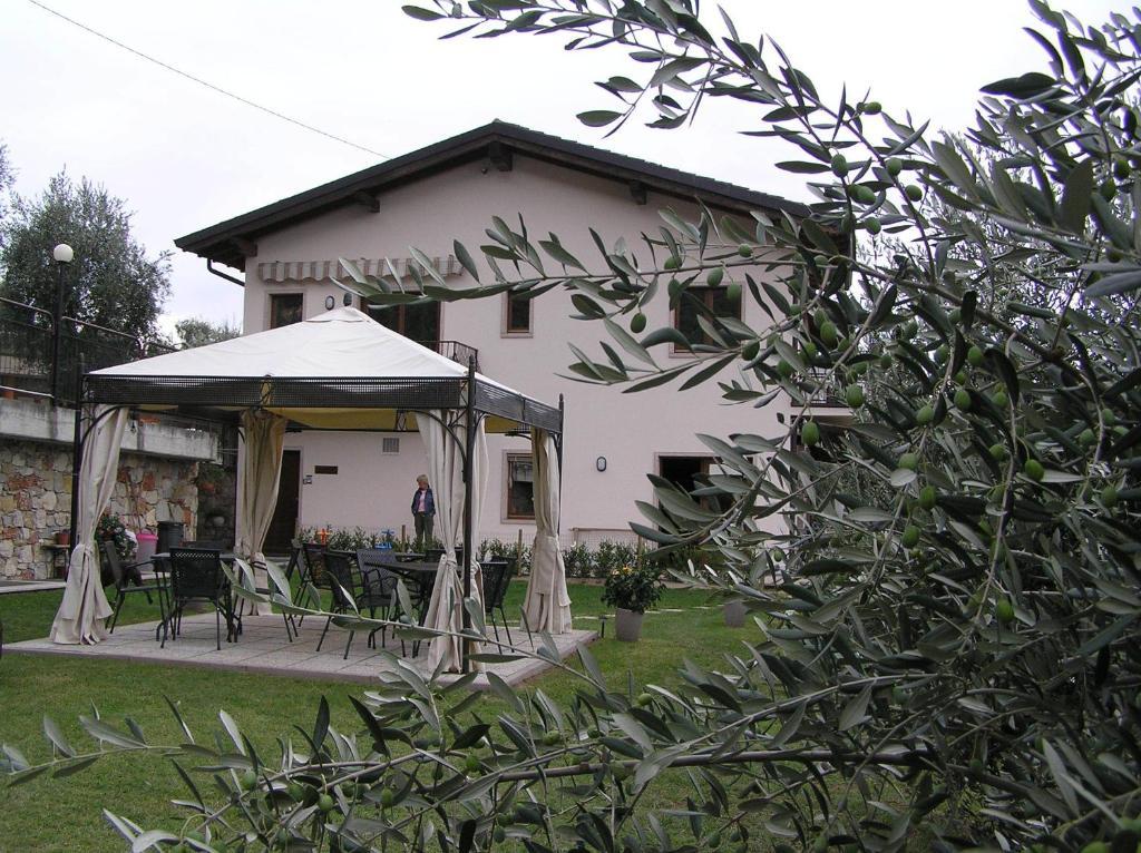 Locanda Bellavista B&B Малчезине Екстериор снимка