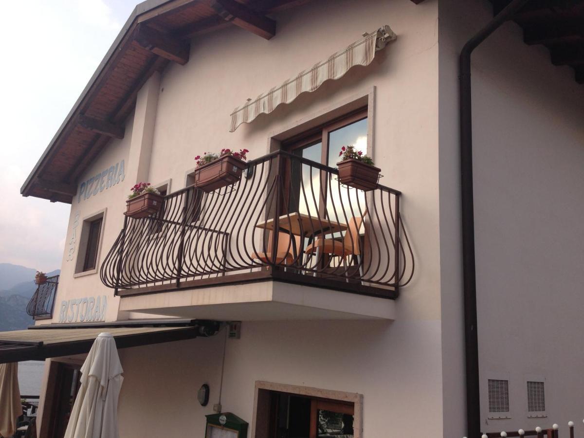 Locanda Bellavista B&B Малчезине Екстериор снимка